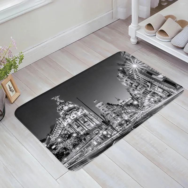 Carpets Night City Black White Floor Mat Entrance Door Living Room Kitchen Rug Non-Slip Carpet Bathroom Doormat Home Decor