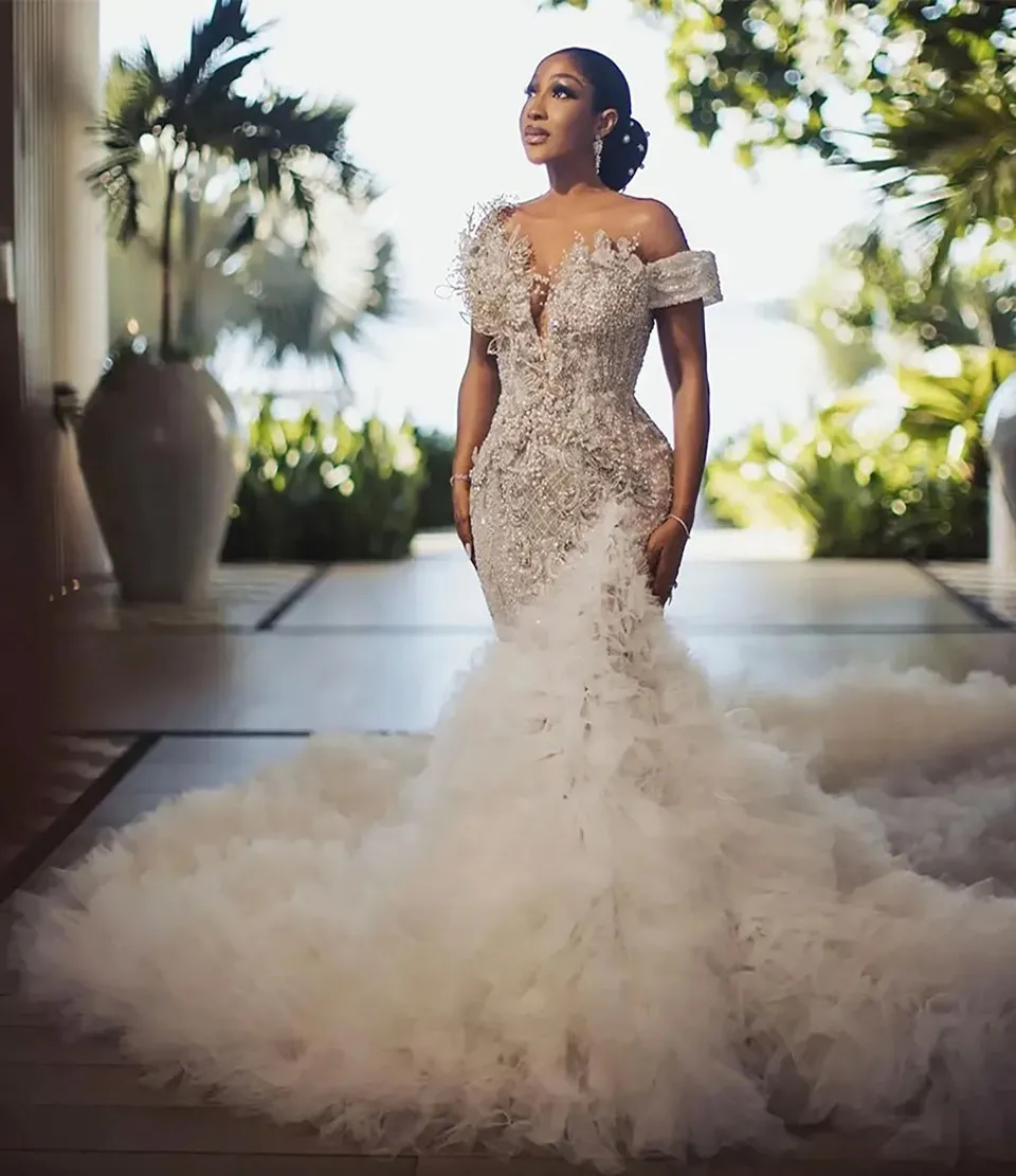 Tulle train wedding dress hot sale