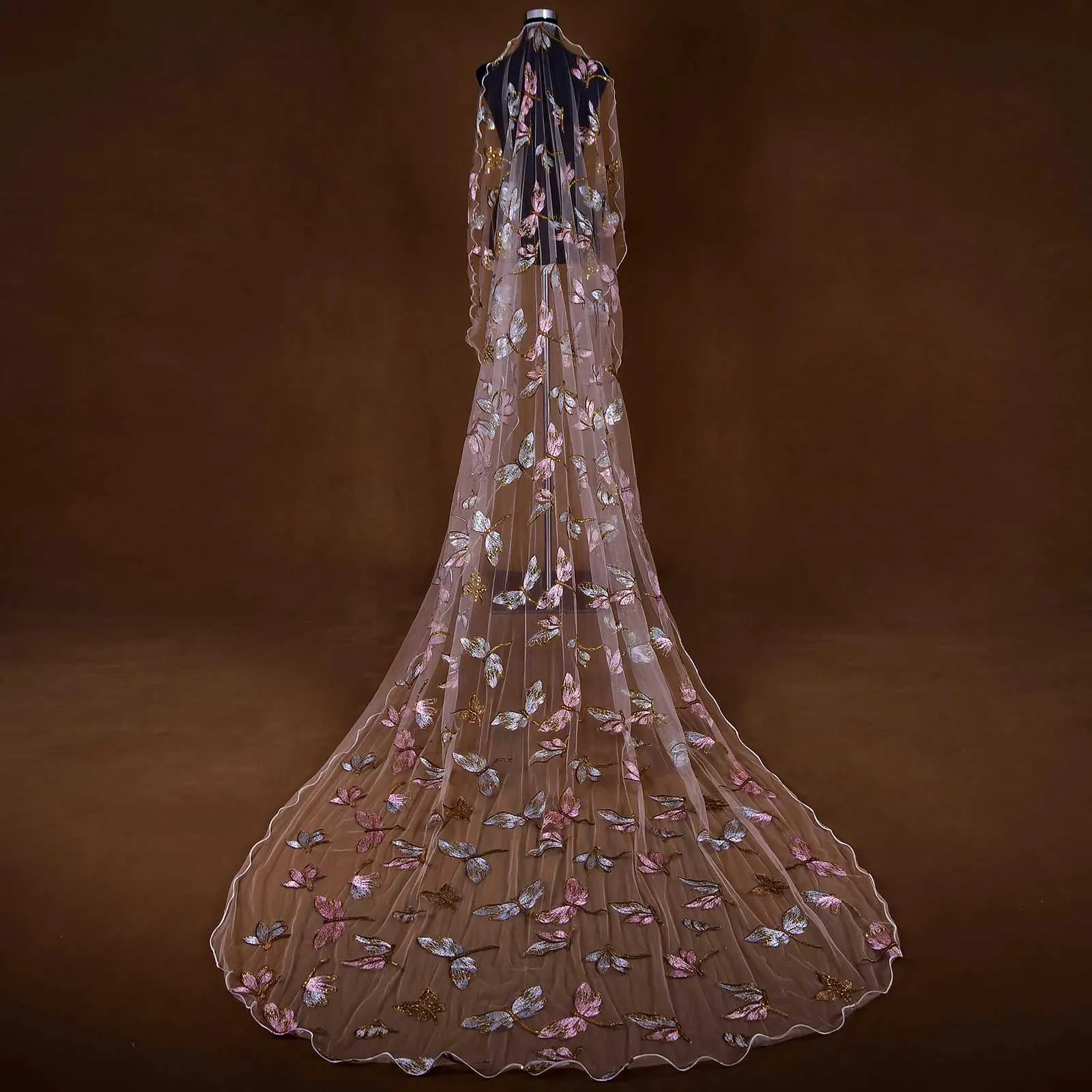 Gioielli per capelli MZA44 Veli da sposa Boho Farfalla di pizzo Applique Velo da sposa Colorato 1 livello Lunghezza cattedrale da sposa_voghion.com