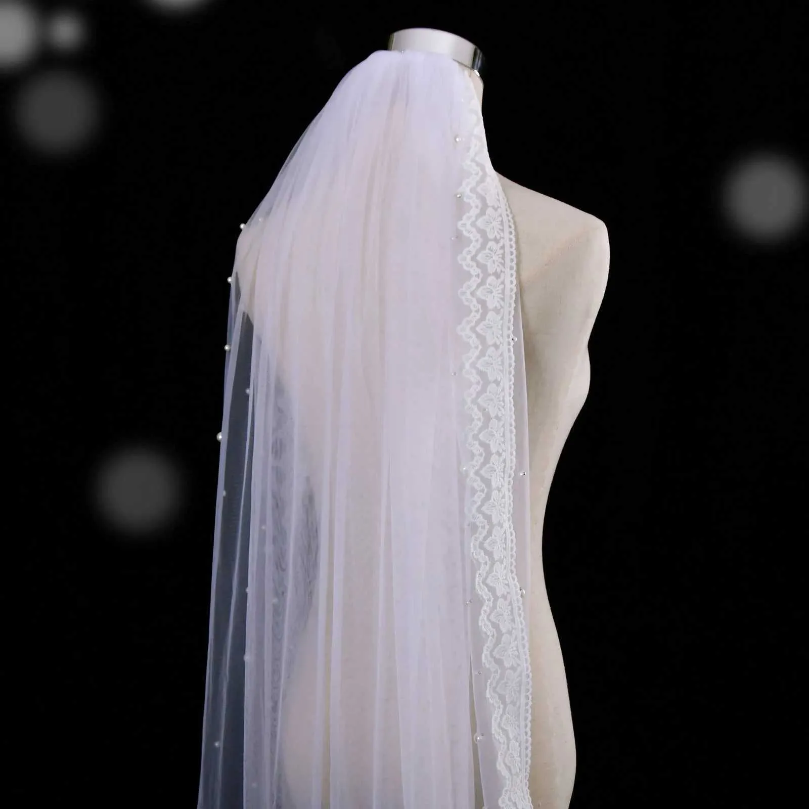 Gioielli V168 Velo corto Velo da sposa con perline di perle 1 strato Mantiglia con bordo in pizzo con punta delle dita Accessori per capelli da sposa morbidi per_voghion.com