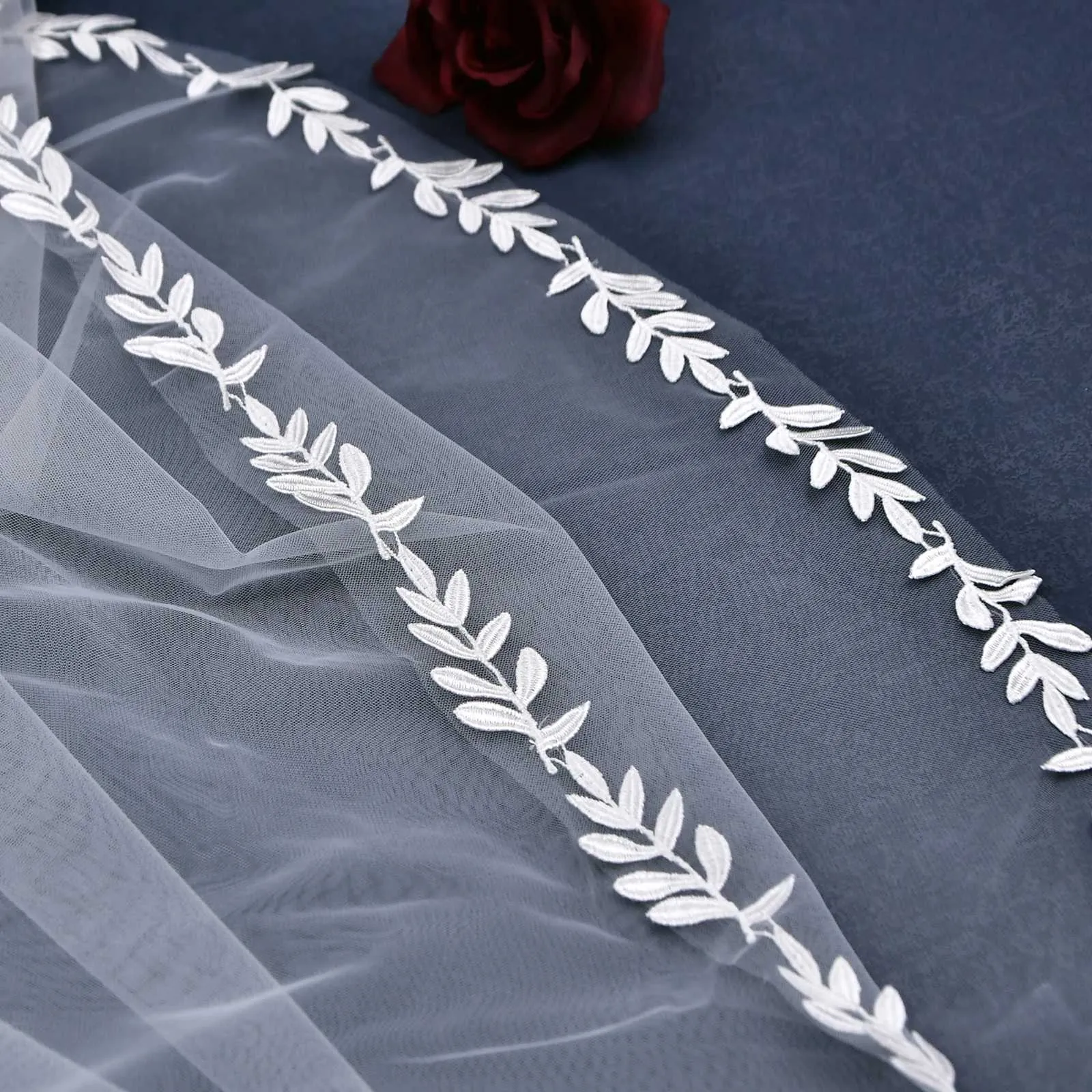 Voile de mariée avec bordure en bijoux pour cheveux, voile de mariage blanc ivoire de 3 m, bordure fine en dentelle festonnée, cathédrale, accessoires de mariée_voghion.com