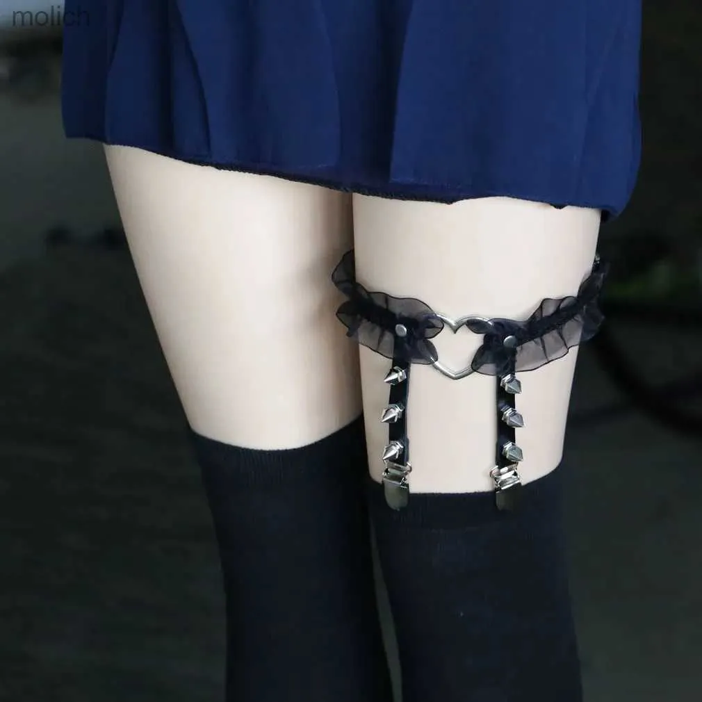 Strumpfband sexy Leder Liebesanhänger mit elastischen Beinen für Mädchen Gothic Accessoires Schwarzes gotisches Punk -Knöchelarmband dicke Anhänger Wx