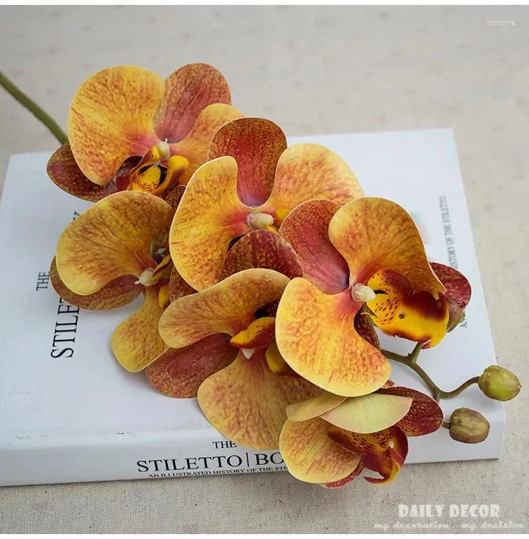 Fleurs décoratives 10pcs / lot !!!En gros 3d Real Touch Orchidées de papillon artificiel Latex Moth Orchid Wedding Phalaenopsis