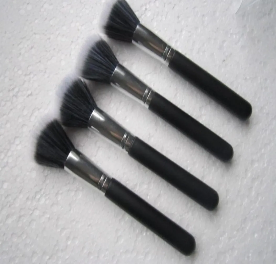 Хорошее качество 187 щетки для макияжа Продажа профессиональная косметика для порошковой фундамента Brush7269163