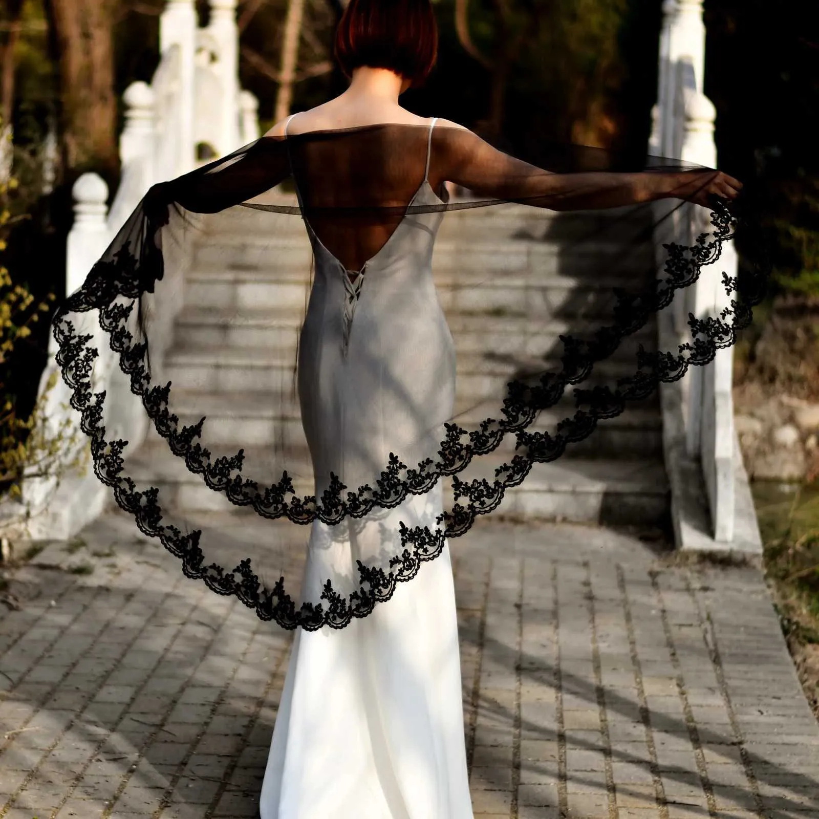 Wedding Hair Jewelry V65 Black Bridal Veils No Comb Lace Applique Edge Blusher Wedding Veil Drop Style Bridal Veil Wedding Accessories for Bride