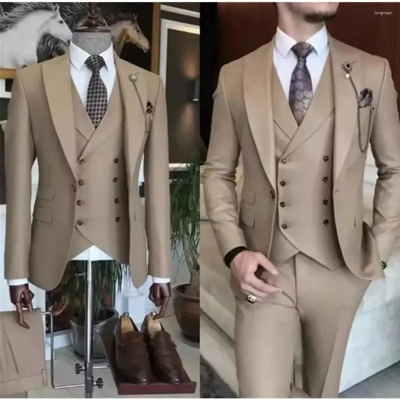 دعاوى الرجال khaki الرسمية النحيفة FIT 3 قطع العمل العريس العريس Terno maschulino مخصص الذكور السترة hombre سترة سترة بانت