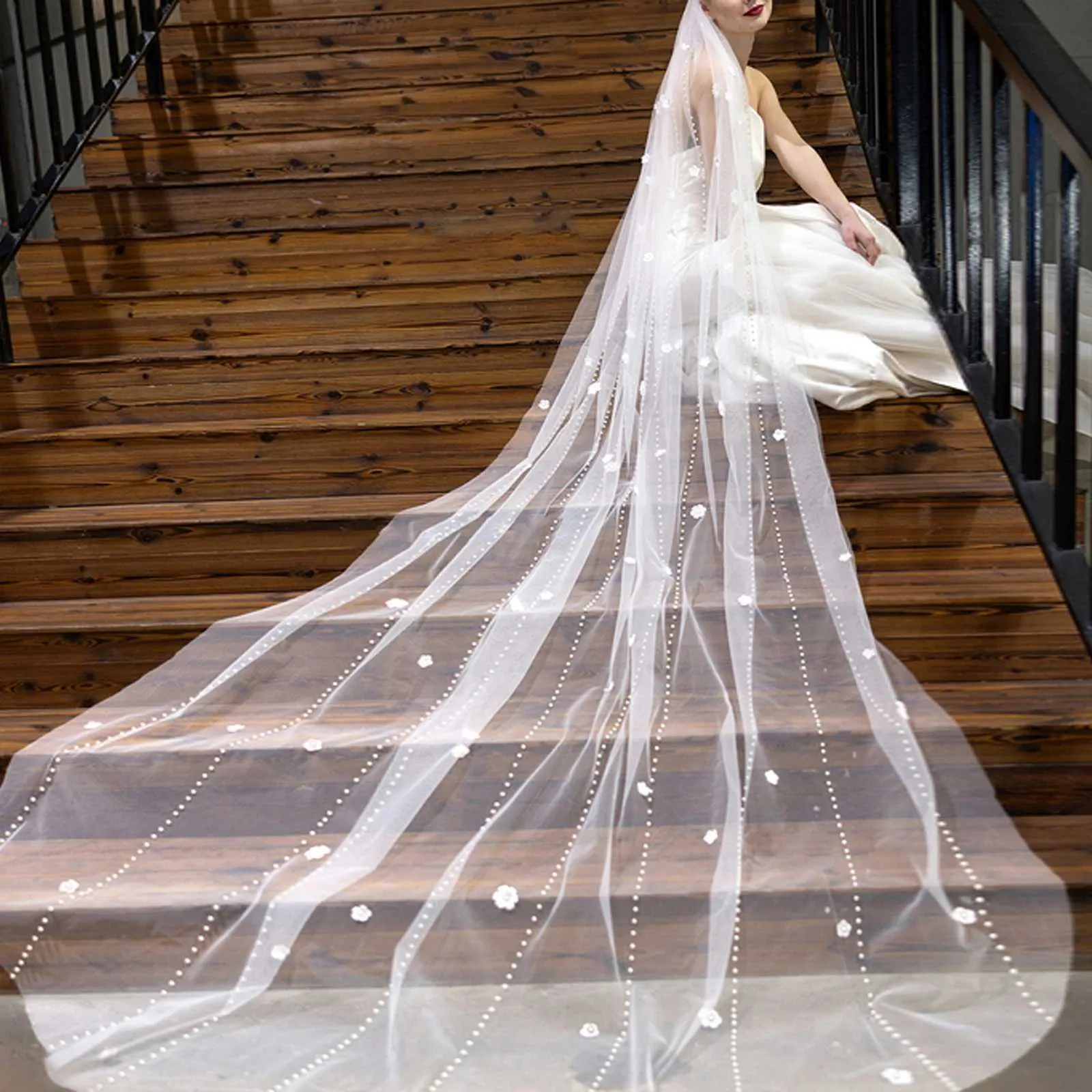 Hair Jewelry V193 Pearls Beaded Wedding Veil 3D Flowers Long Cathedral Soft Bridal Illusion with Comb Elegant Bride_voghion.com