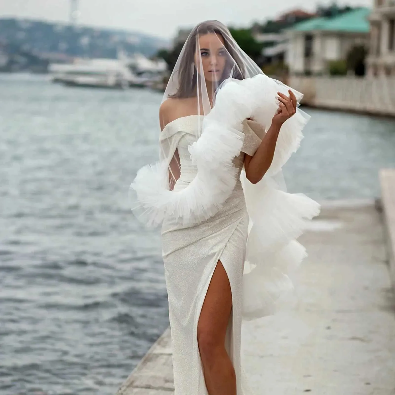 Gioielli Corti 2 strati Veli da sposa Copri viso Fard Lunghezza gomito Velo Splendidi accessori per capelli da sposa Halloween_voghion.com