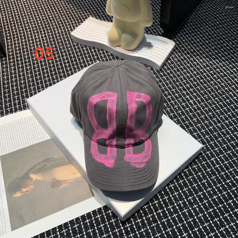 Ball Caps Trendy B Letter Baseball For Women's Summer Hard Top Outdoor Visor Peaked Cap Men's Snapback verstelbare casual hoeden