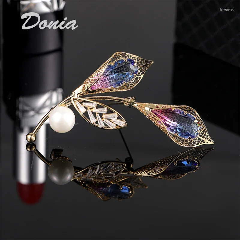 Broches Donia jóias moda Flor Cor do broche Shell Pearl Pérola microaid Zircon Pin Coat Crystal Scarf Luxury Gift