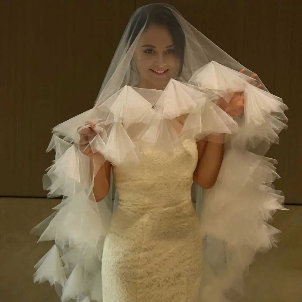 Hair Jewelry V208 Long Bridal Veils 2 Tier Wedding Drop Style 3D Flower Trimmed Blusher Veil Cathedral Length Soft Tulle_voghion.com