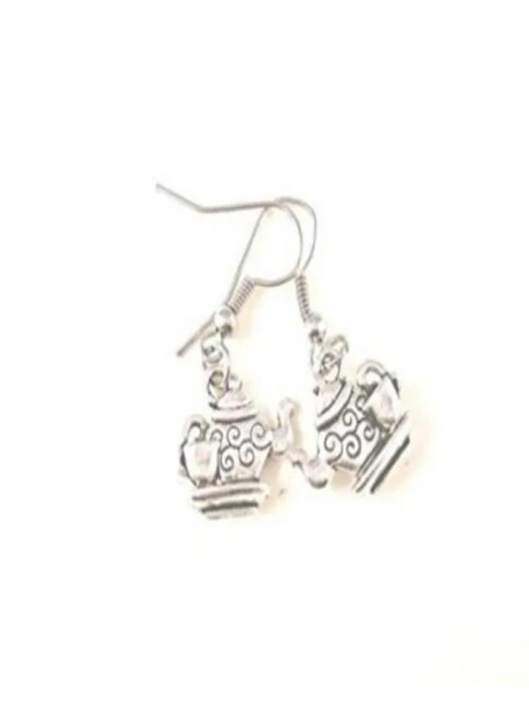 Kolczyki z kropli czajniczej 50 para Anticzna srebrna filiżanka Alice Shabby Chic Hook Hook Designer Dangle Chandelier Kolczyki Biżuteria Przyjaciele 2972551