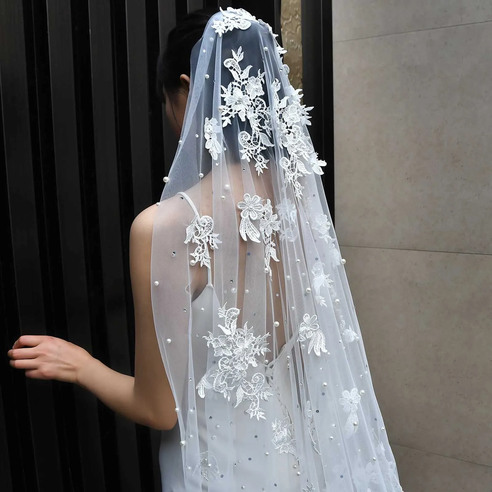 Hair Jewelry Long Veil Cathedral Length Bridal Veils 1 Tiers Lace Appliques Pearls Beaded Wedding Accessories_ipsvogv.com