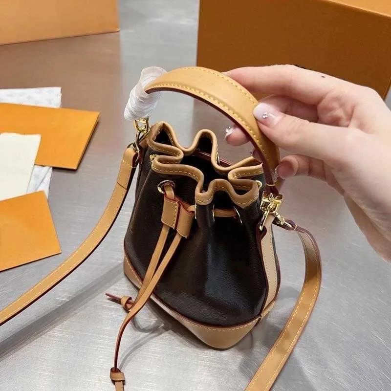 10A Fashion Bags Bucket Sturdy Stylish Bag Handbags Genuine Closure Bag Late Women Drawstring Tottenham Messenger Axillary Leather 2024 Ibxd