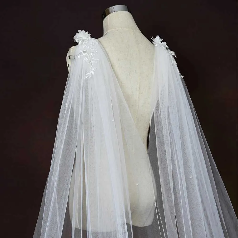 Velo a cappa da sposa per abito da sposa lungo a cattedrale_voghion.com