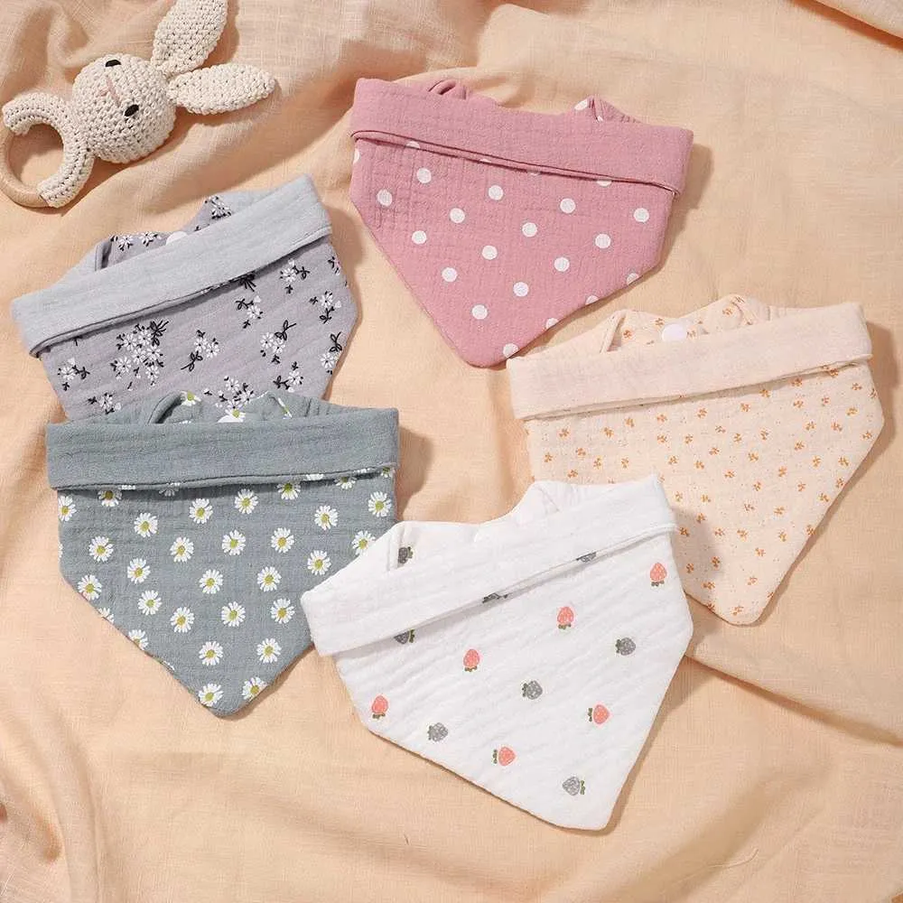 708U Bibs Burp Cloths Baby bib baby clothing newborn food Drool Bandana Saliva cartoon soft safety accessories d240513