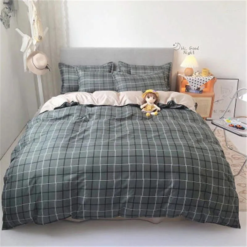 Sängkläder sätter 2024 Set Geometry Däcke Cover Flat Sheet Modern Bed Linen Striped Grid Ab Side Home Textile Pudow Case