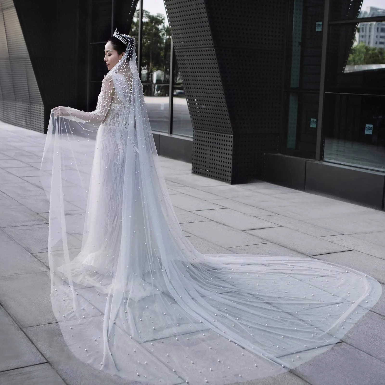 Hair Jewelry V139 Beaded Bridal Extra Long Cathedral Length Veil 3M Wide Veils with Comb Wedding Accessories_voghion.com
