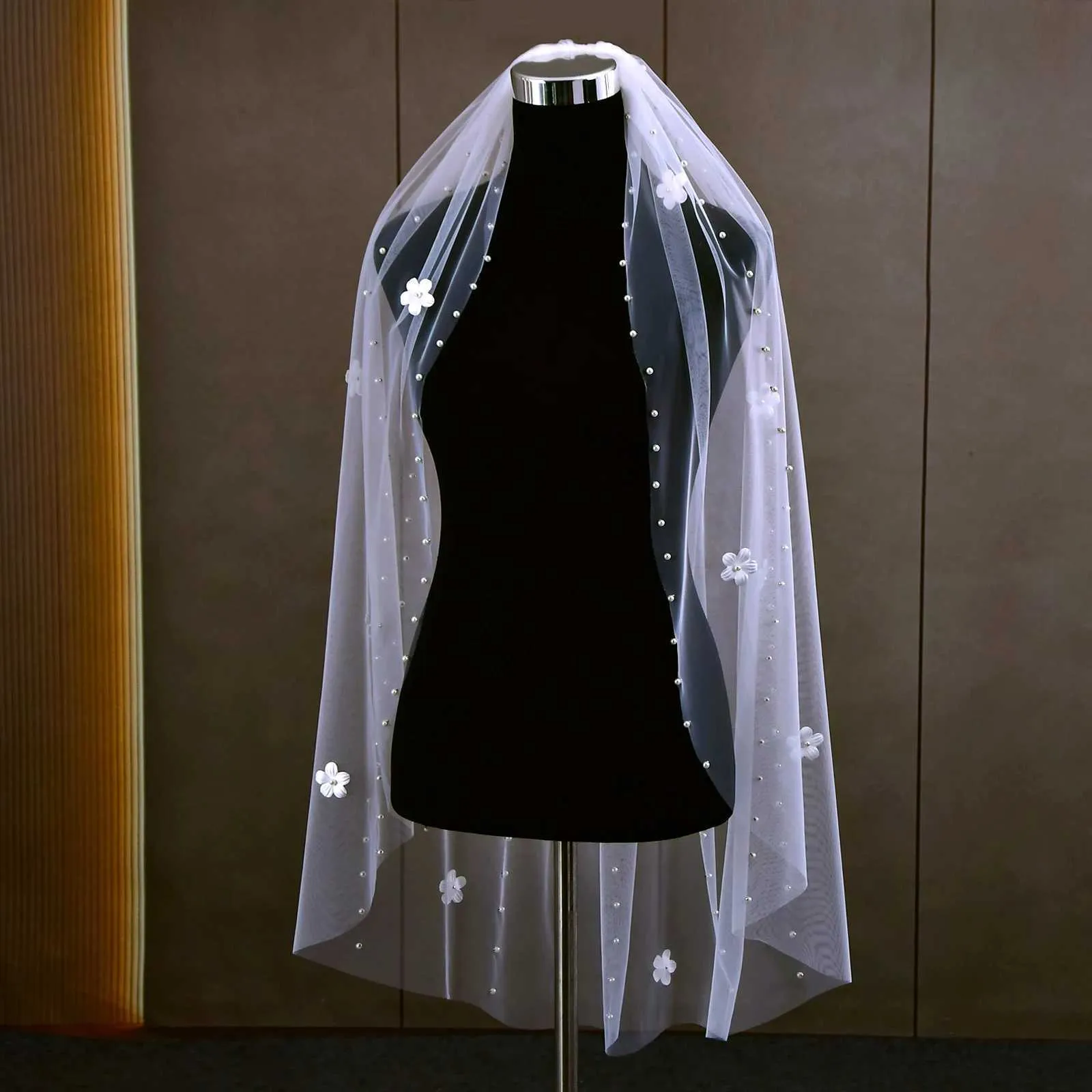 Hair Jewelry V193 Pearls Beaded Wedding Veil 3D Flowers Long Cathedral Soft Bridal Illusion with Comb Elegant Bride_voghion.com