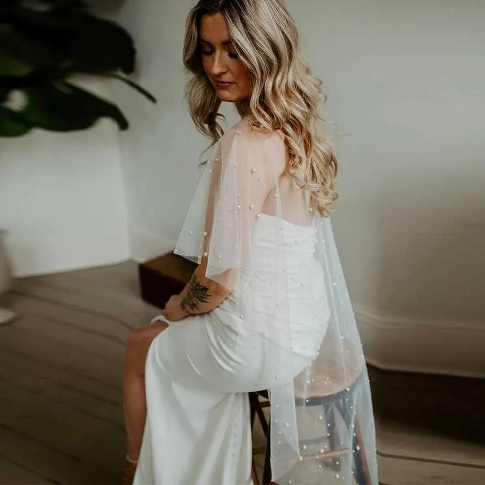 Svadobné šperky do vlasov, dámske pláštenky, krátke sako, perly, korálkové topy, svadobné pláštenky, závoj pre nevestu, bolero, elegantné ženy_voghion.com