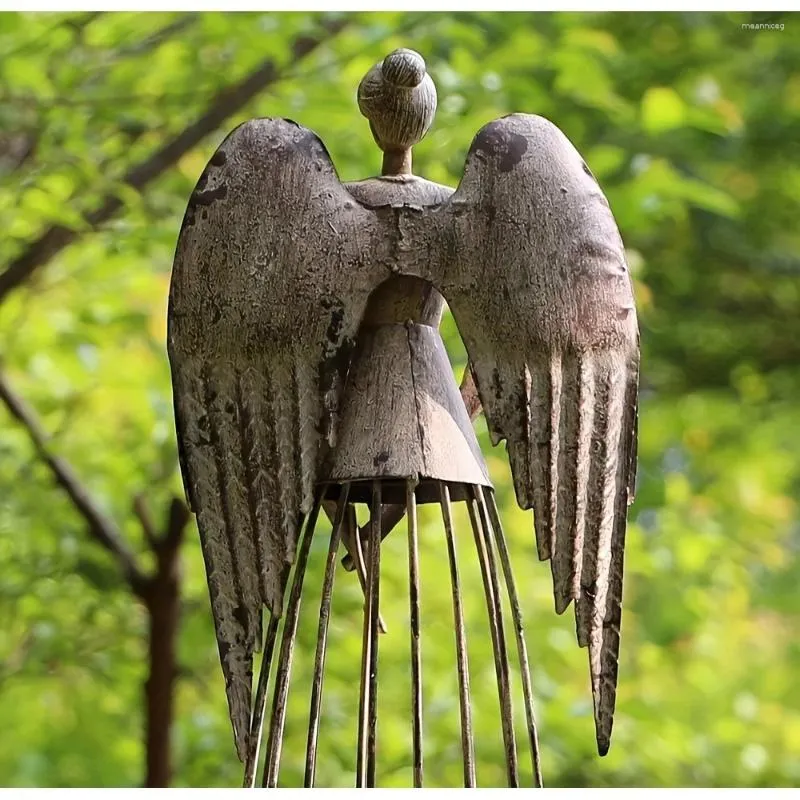 Fleurs décoratives 26 pouces Hauteur Antiquised Metal Garden Angel Statue avec étoile bague