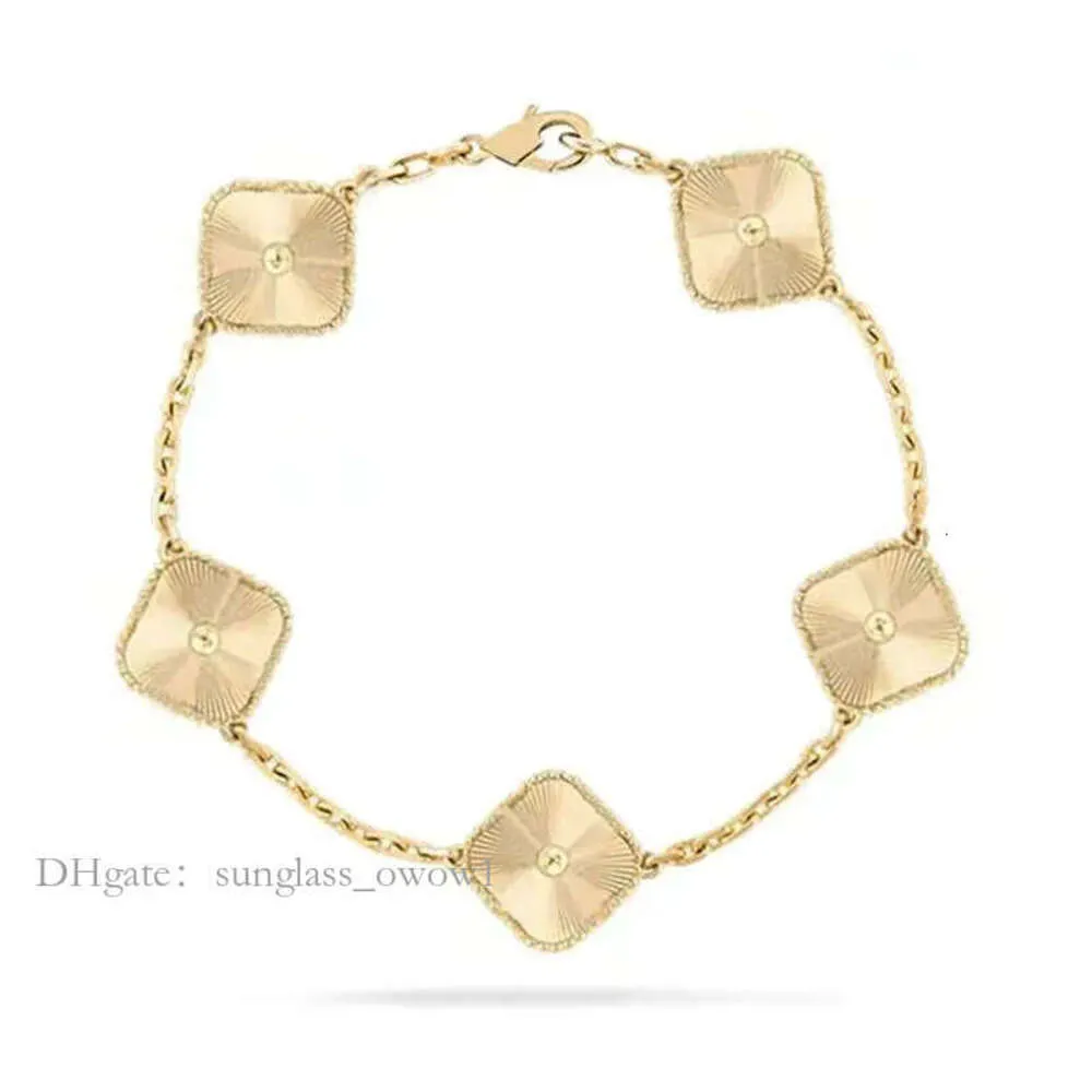 Gold Van Bangle - Crystal Diamond Four Leaf Clover Pendant Bracelet for Women, Wedding Mother Mother's Fay With Box 706