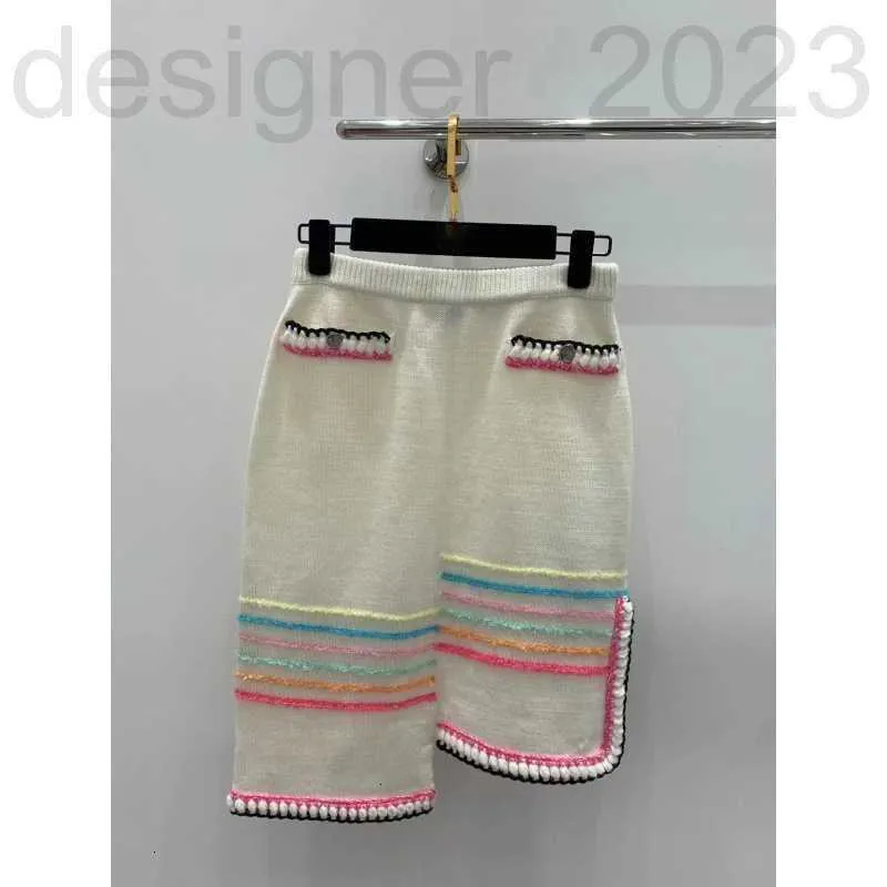 Skirts Designer Luxury Celebrity 24 Knitted Half Skirt Heavy Industry Rainbow Contrast Irregular Design Fashionable High end Women DCUA