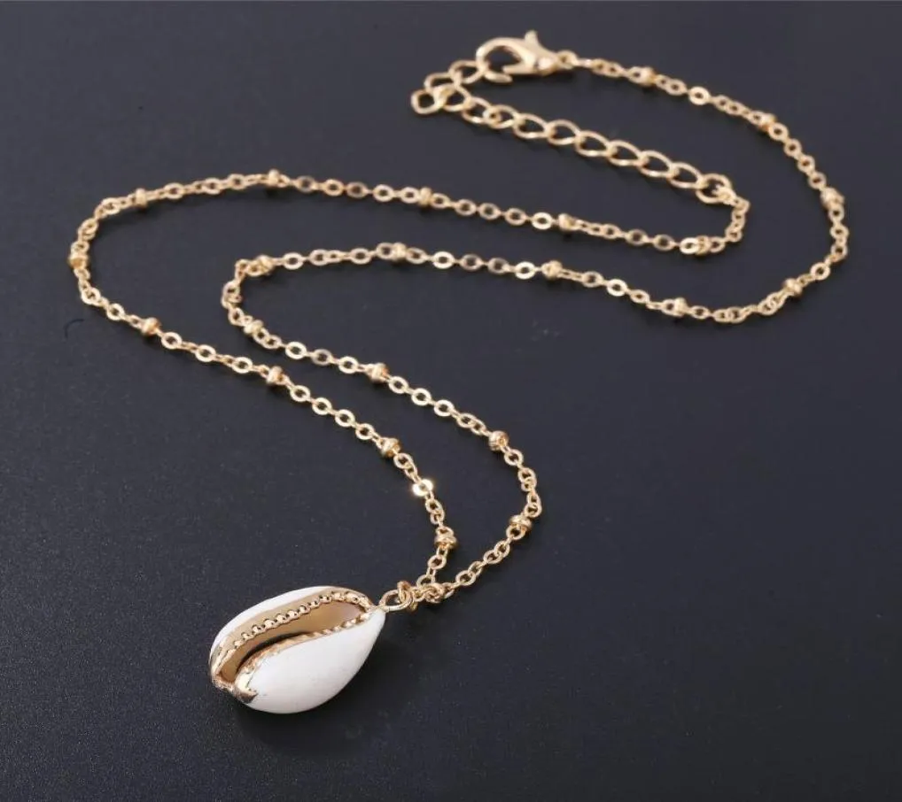 Collier d'or en coquillage naturel de mode pour les femmes Pendant le collier de la chaîne de garniture en or Doubles