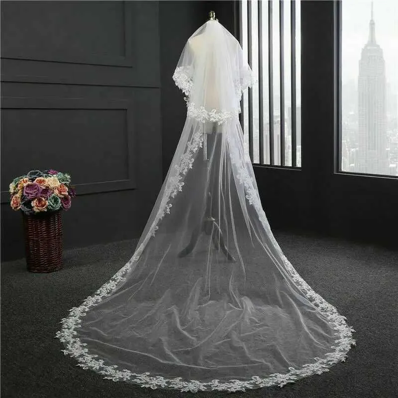 Bridal Veil Cathedral Lace Mantilla White Ivory Comb Wedding_voghion.com