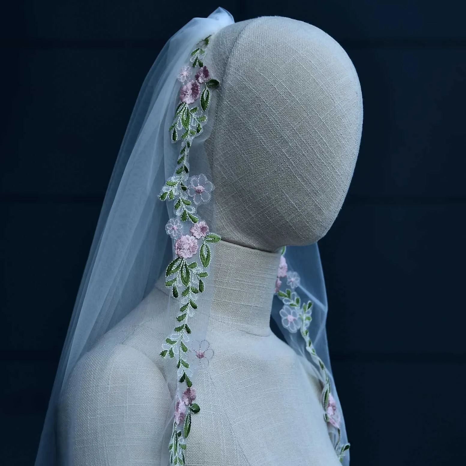 Haarschmuck Kurzer Schleier Spitzenrand Brautschleier 1 Stufe Fingerspitzenlänge Mantilla Weiche Brautkleider Zubehör für_voghion.com
