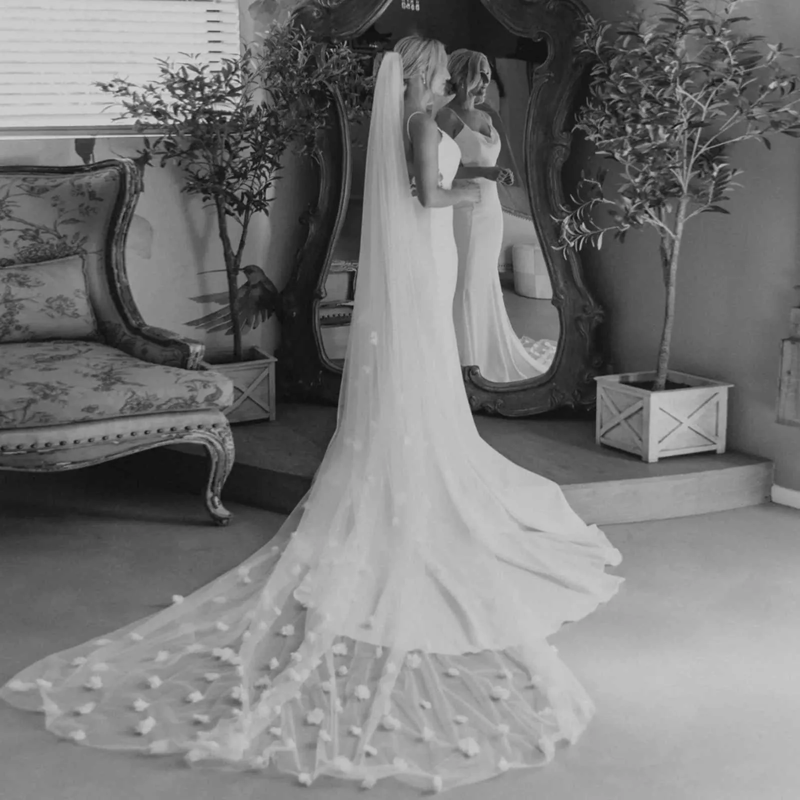 Voile de mariée avec fleurs 3d long voile cathédrale pour mariage_voghion.com