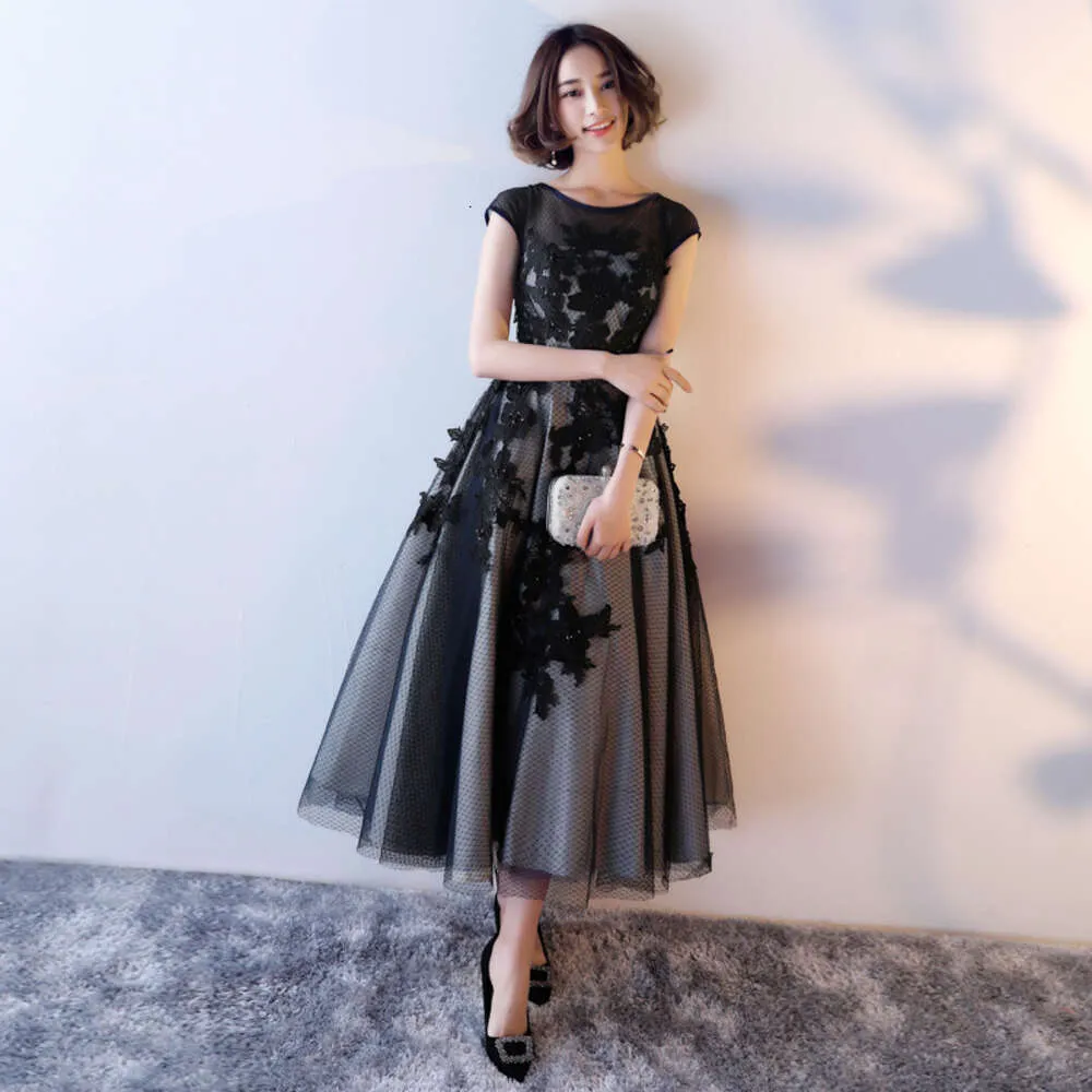 Sommaren ny koreansk smal passform kortärmad svart elegant bankettkvällskvinnor klänning