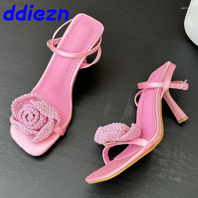 Big size ladies footwear discount