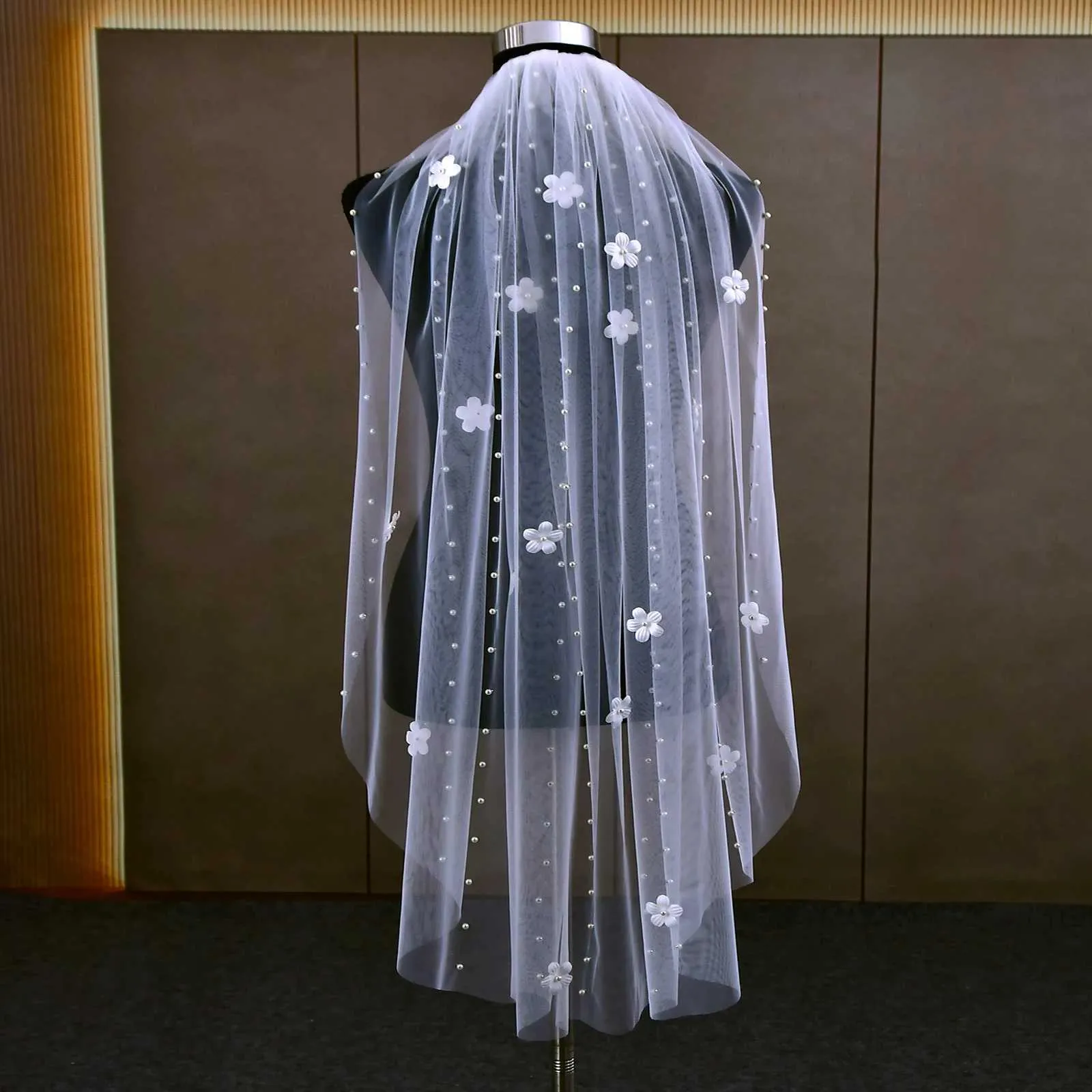 Hair Jewelry V193 Pearls Beaded Wedding Veil 3D Flowers Long Cathedral Soft Bridal Illusion with Comb Elegant Bride_voghion.com