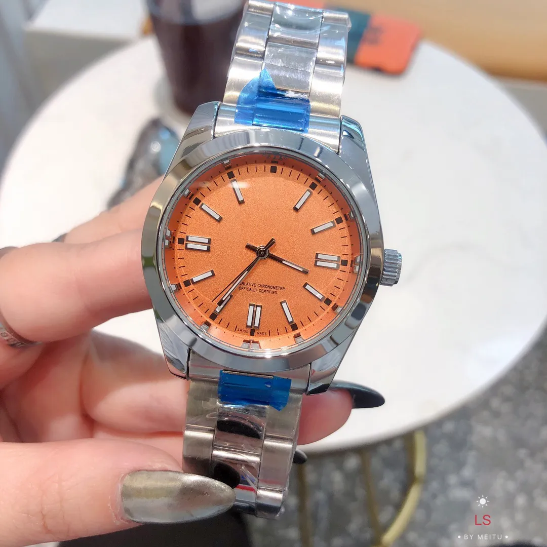 Fashion Mens Watchs en acier inoxydable 41 mm Case de quartz Mouvement de bracelet Japon Batterie colorée Colorful Deproping Designer Watch Auto Date Clock Montre de Luxe