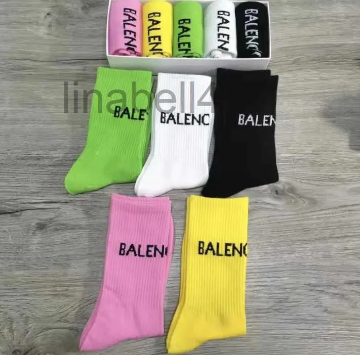 gift box socks Designer Color letter socks Men Women Cotton Skateboard Street Casual Sock SF38