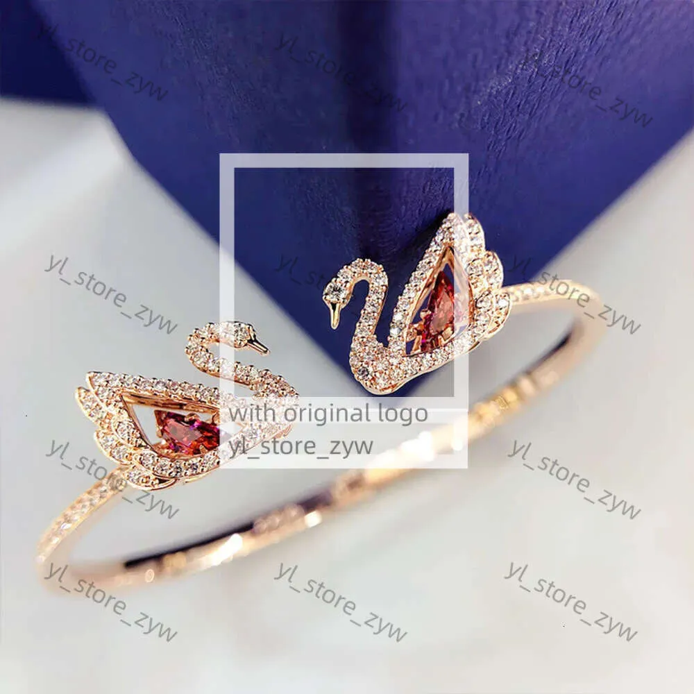Swarovskis Jewelry Bracelet Versão Jumping Heart Red Crystal Bracelet Womens Luz de luxo de luxo e dinâmico Bracelet Gift 7322