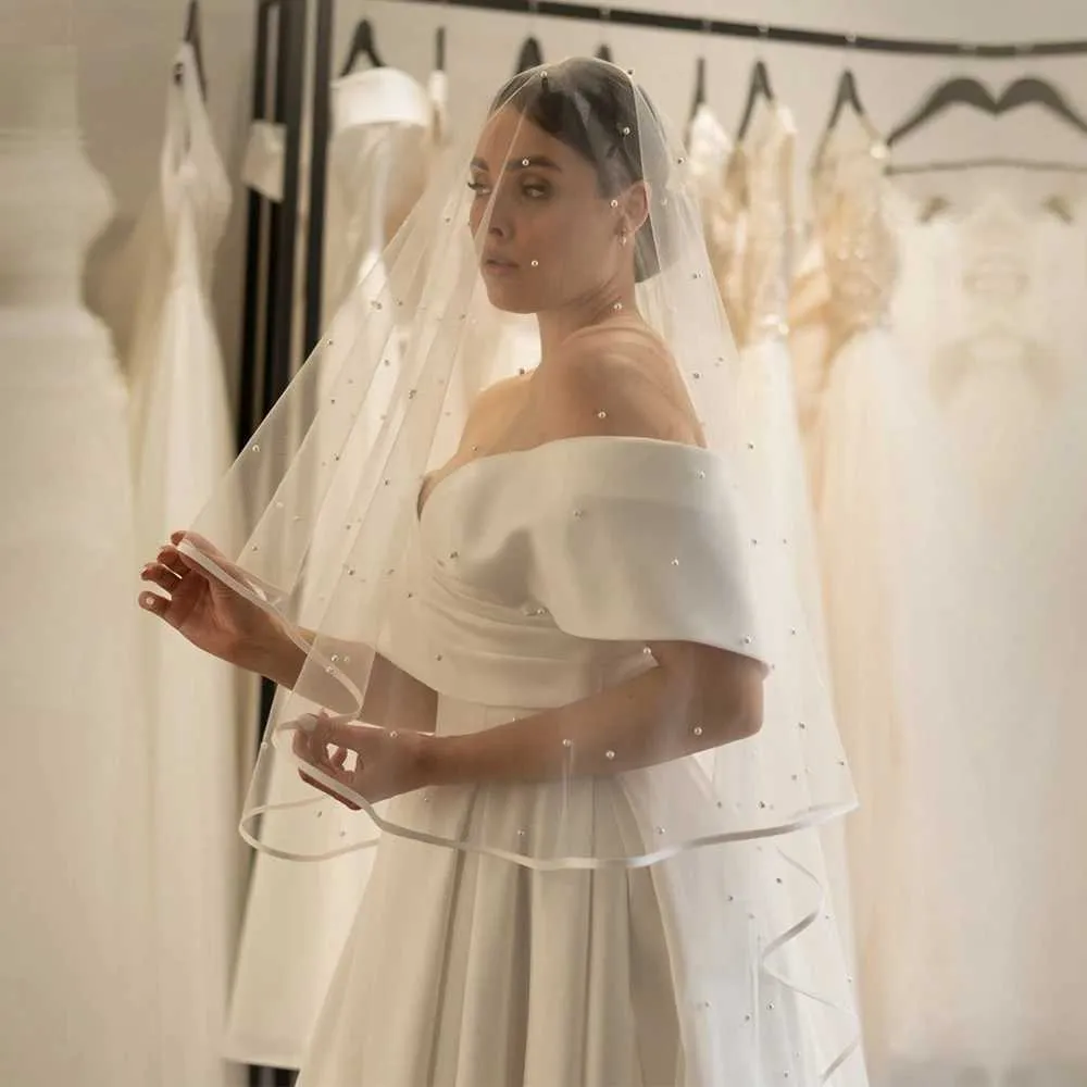 Haarschmuck Perlen Perlenbesetzter Brautschleier 2-stufig lang Kathedralschleier Bandkante mit Kamm Tropfenstil Brautkleider_voghion.com