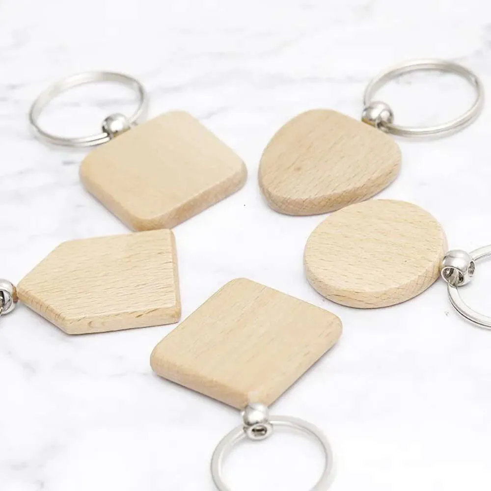 Fête Beech Blank Keychain Wood Favors personnalisés personnalisés Nom de balise ID Pendant Pendre Anneau Cré Créative Gift d'anniversaire FY2698