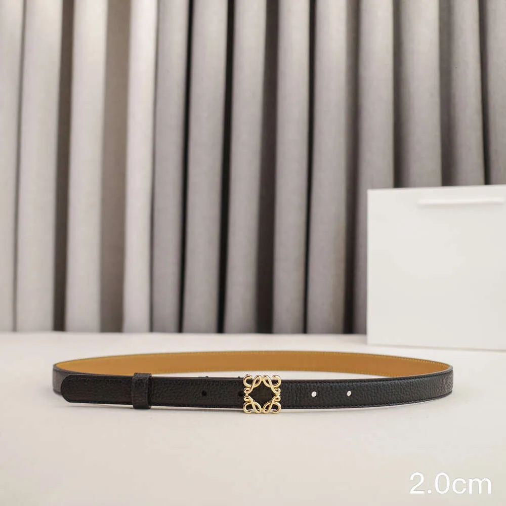 Femmes Brand Belt Fashion Men Luxury Designer LETTER BOUCLE VOIR COURTURE COURT