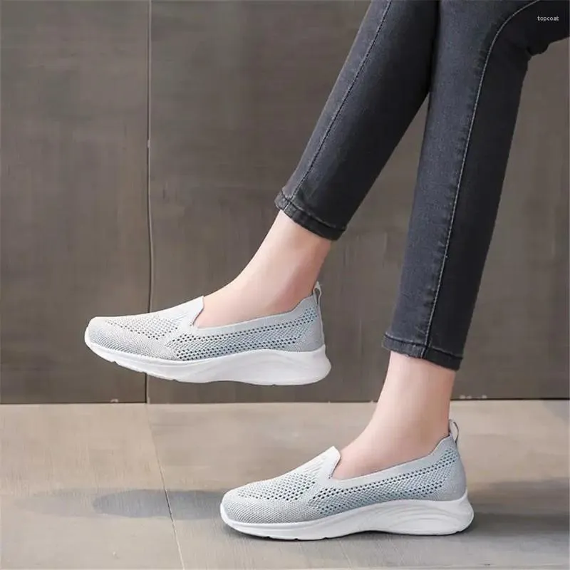 Casual Shoes Openwork Size 35 Silver Sports Woman Flats Sneakers Kawaii Black Women Loafer'lar Selling Girl Snow Boots