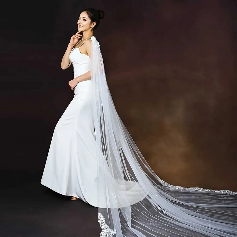 Velo a cappa da sposa per abito da sposa lungo a cattedrale_voghion.com