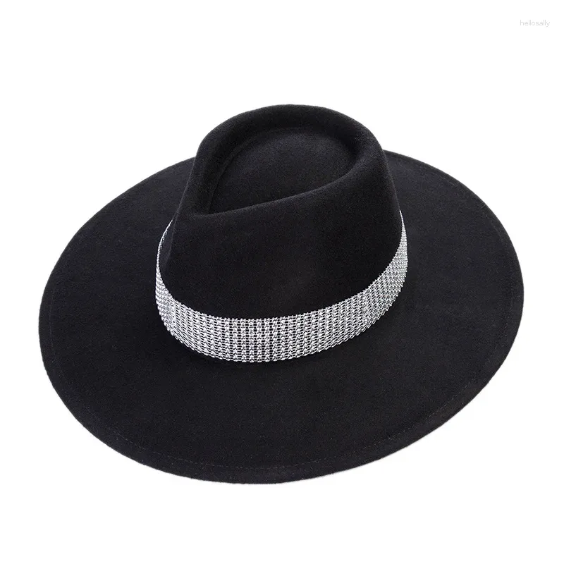Berets Style Bright Diamond Band Wide Brim Fedora Hat Black Wool Feel for Women Winter Panama Свадебный джаз