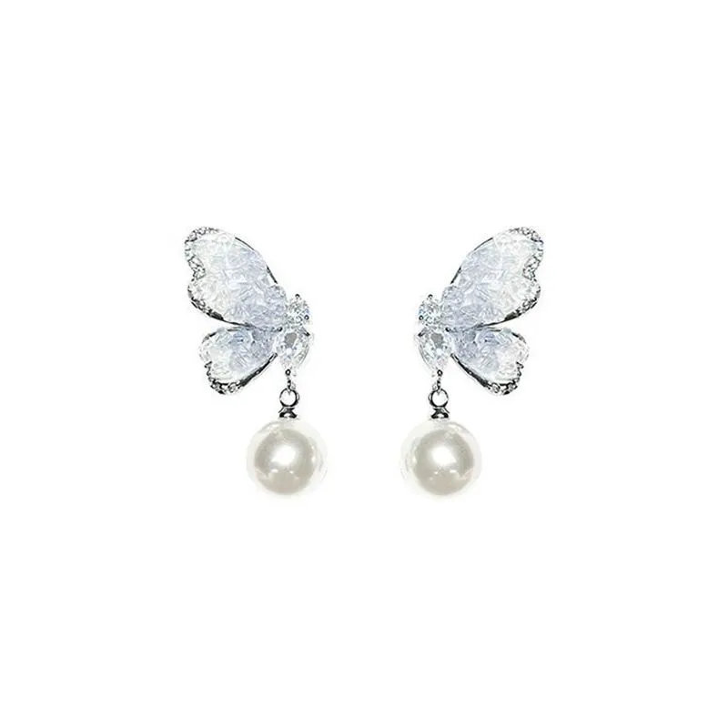 Personlighet Sweet Pearl Pendant Blue Crystal Zircon Butterfly Designer Studörhängen för kvinnor Fashion Trend Girls Jewel Gift