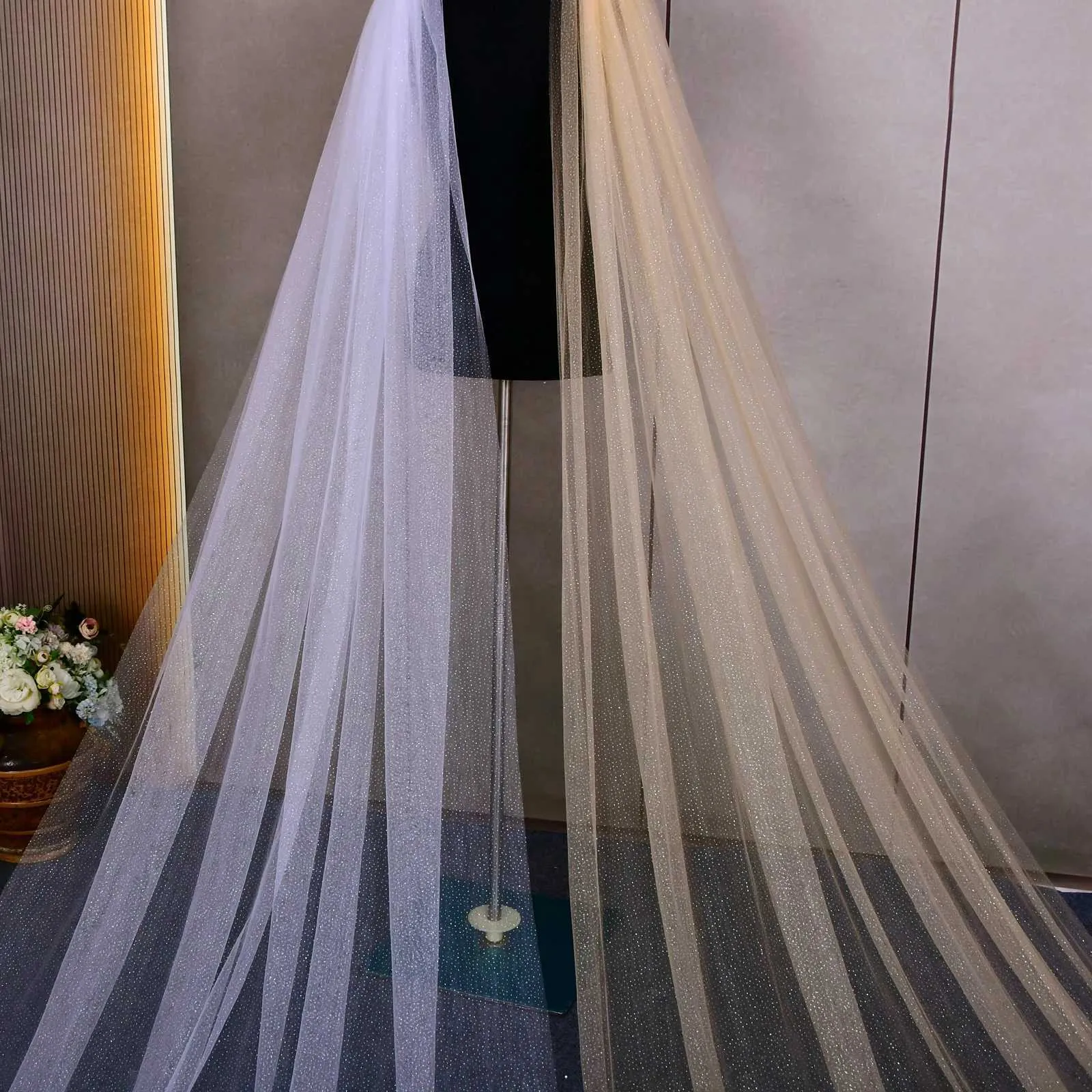 Robe de mariée avec cape pour mariage, châle de mariage_voghion.com