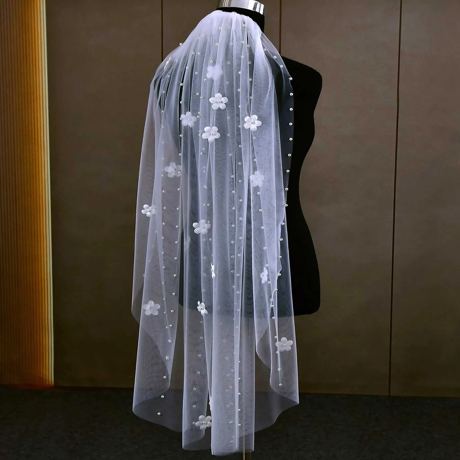 Hair Jewelry V193 Pearls Beaded Wedding Veil 3D Flowers Long Cathedral Soft Bridal Illusion with Comb Elegant Bride_voghion.com