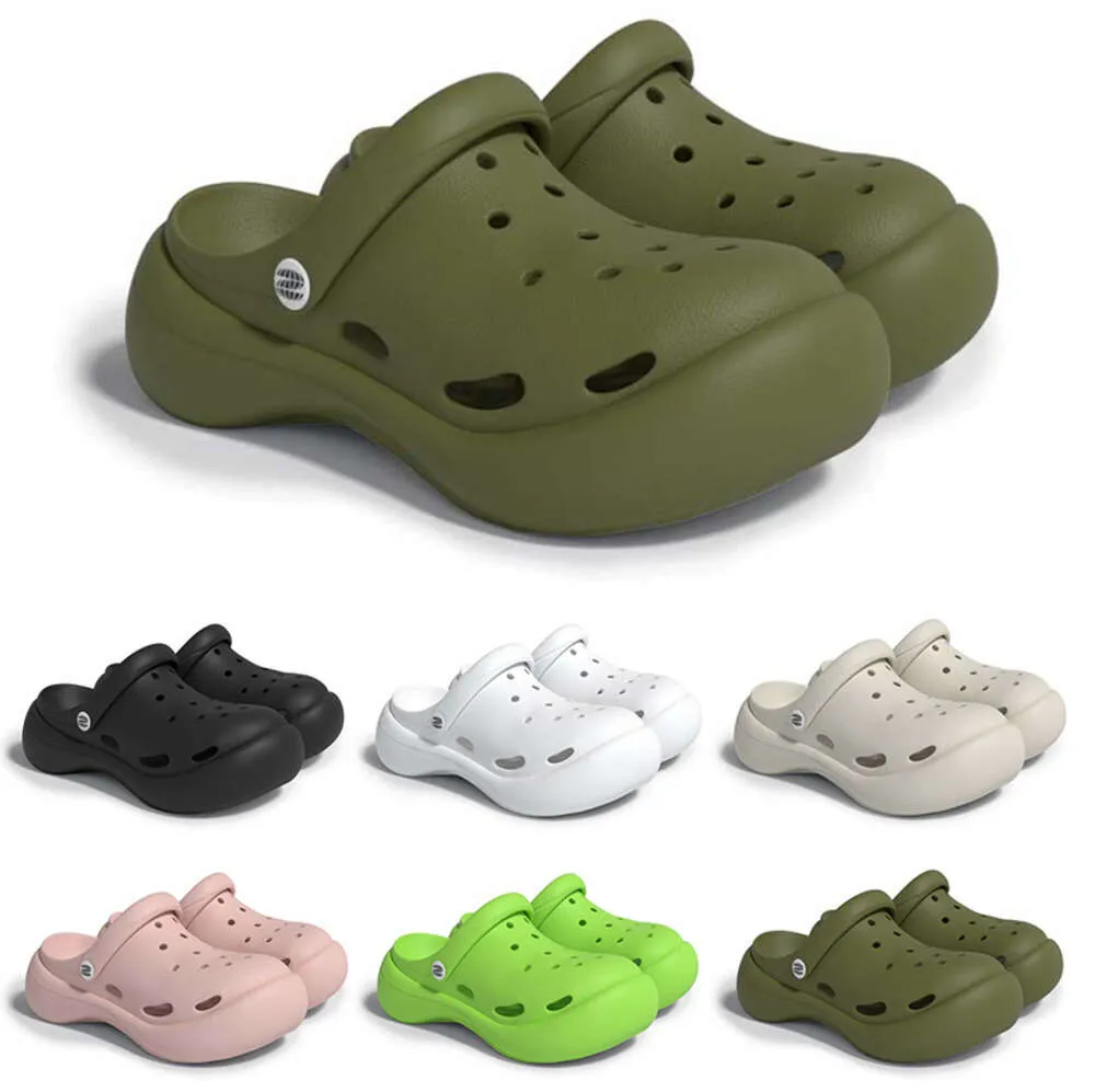 2024 B4 Bezpłatna wysyłka projektant 4 slajdów Supper Slipper Slipper For Men Sandals Sandals Gai Muls Men Mens Kamienia Trenery Sandles Color514