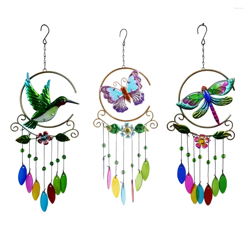 Figurines décoratives Metal Wind Chime Hummingbird Butterfly Dragonfly avec des pendentifs en verre colorés pour décoration de cour à domicile