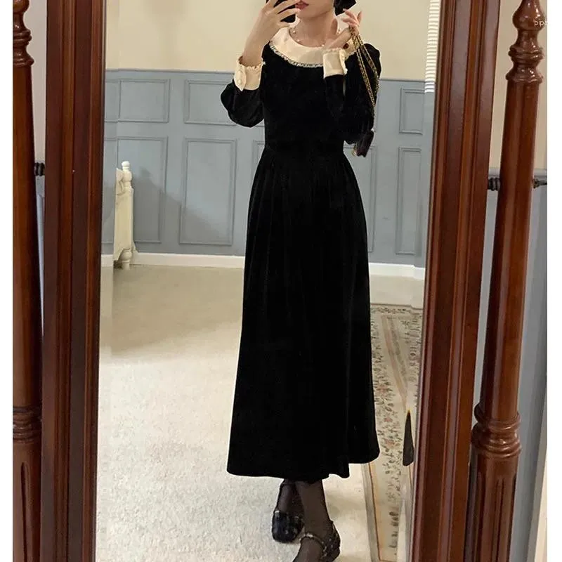 Casual jurken zwarte jurk voor vrouwen vrouwelijke luxe avond 2024 elegante dames met lange taille boetiek design kleding vrouw herfstjurken