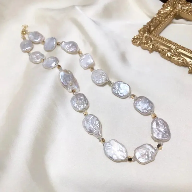 Colliers de pendentif Collier de perles baroques naturels d'eau douce blanc brillant
